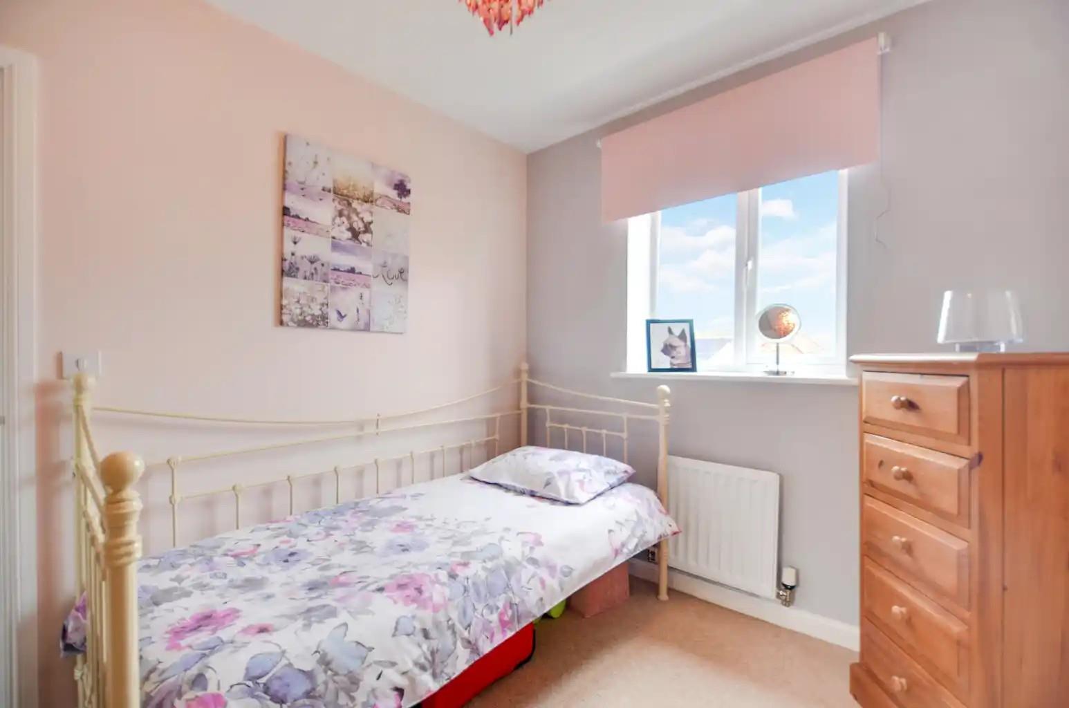 Broad Mead Avenue, Great Denham, Beds